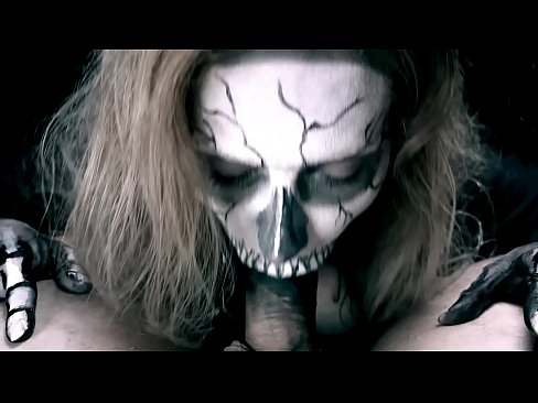 ❤️ Rapariga demoníaca a chupar pilas com a sua boca negra e a engolir esperma. ️❌ Porno russo em porno pt.battlepass-bonuse.ru ❤